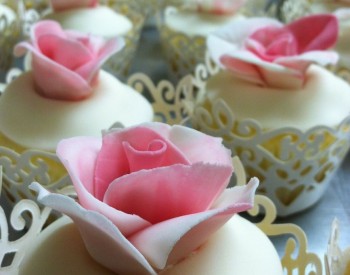Pink Sugar Flowers on Cupcakes Pink Flowers on Cupcakes at Nichole's Fine Pastry, Fargo, ND