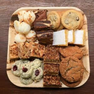 9" Cookie and Bar Tray